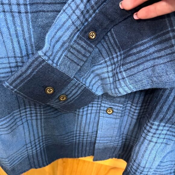 NWT True Craft size XXL blue plaid button down shirt - Picture 6 of 9